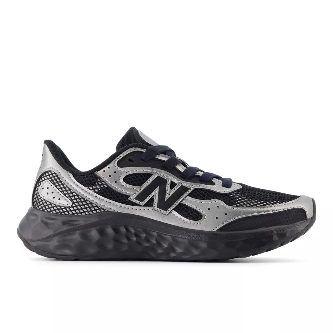 BLACK with DARK SILVER METALLIC and Sea Salt,6,Standard (B)