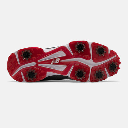 New Balance Striker v2