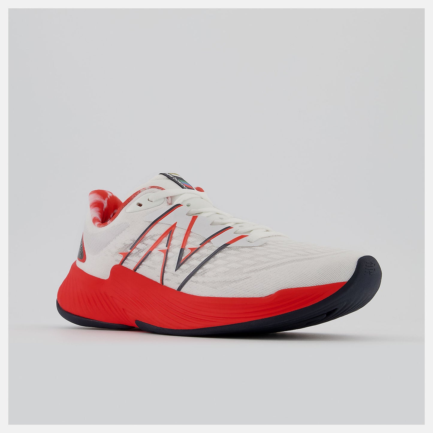 New Balance FuelCell Prism v2