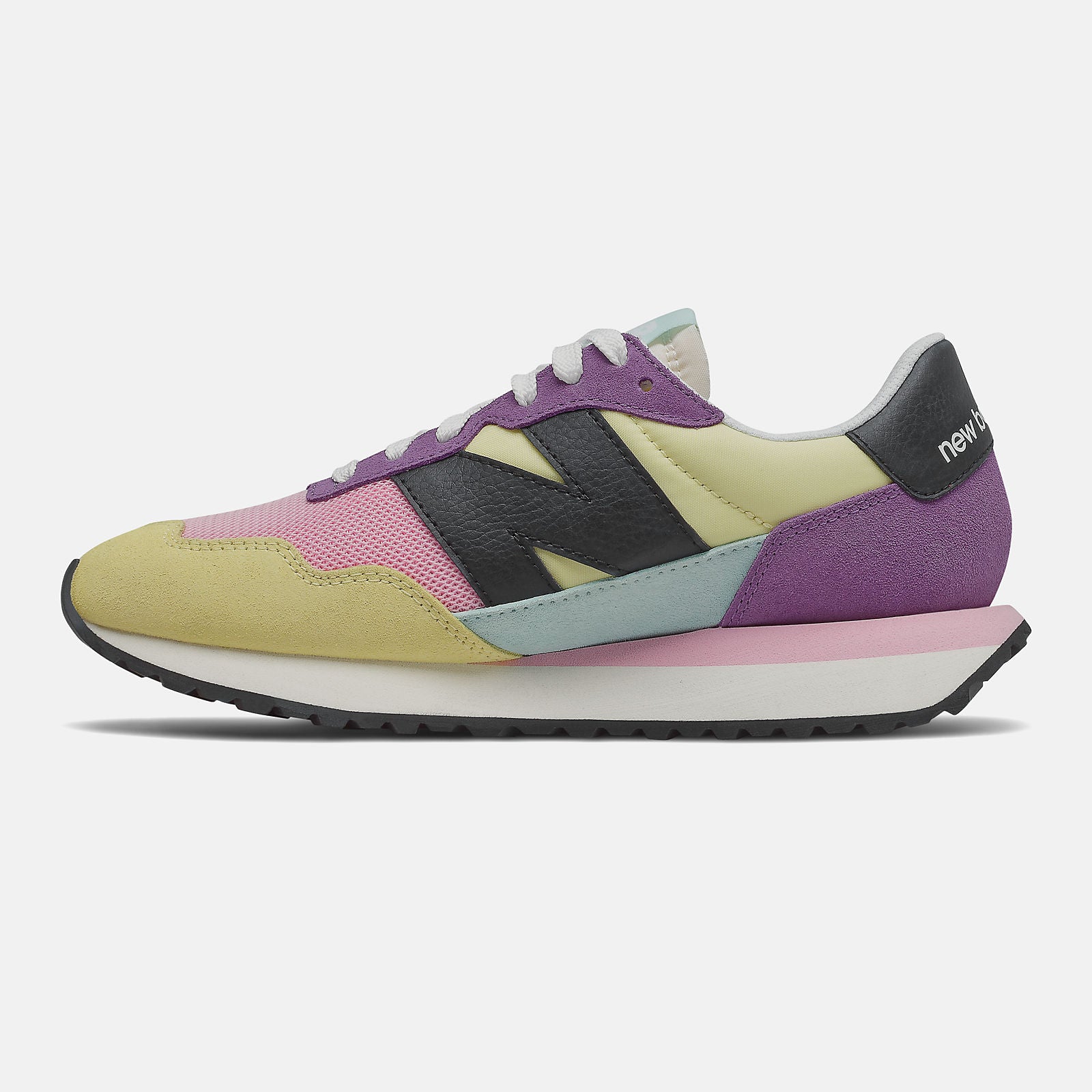 New Balance 237