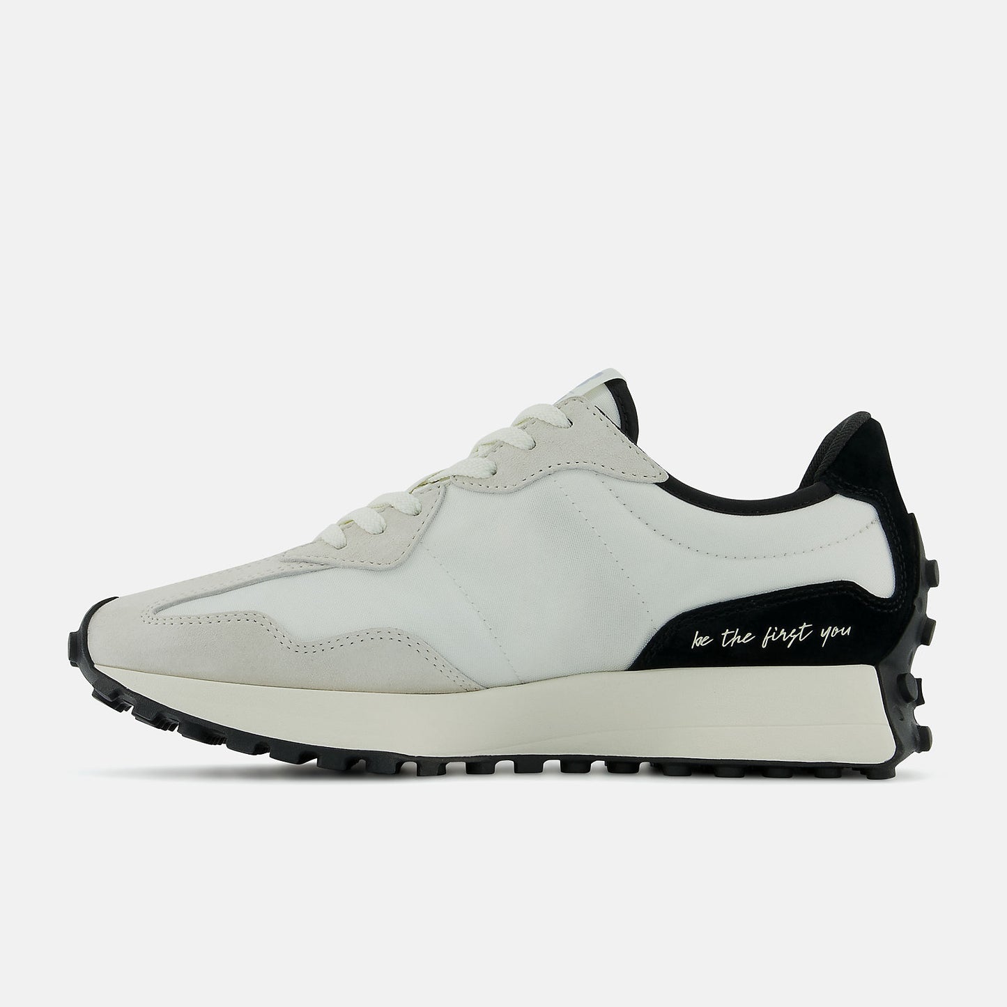New Balance 327