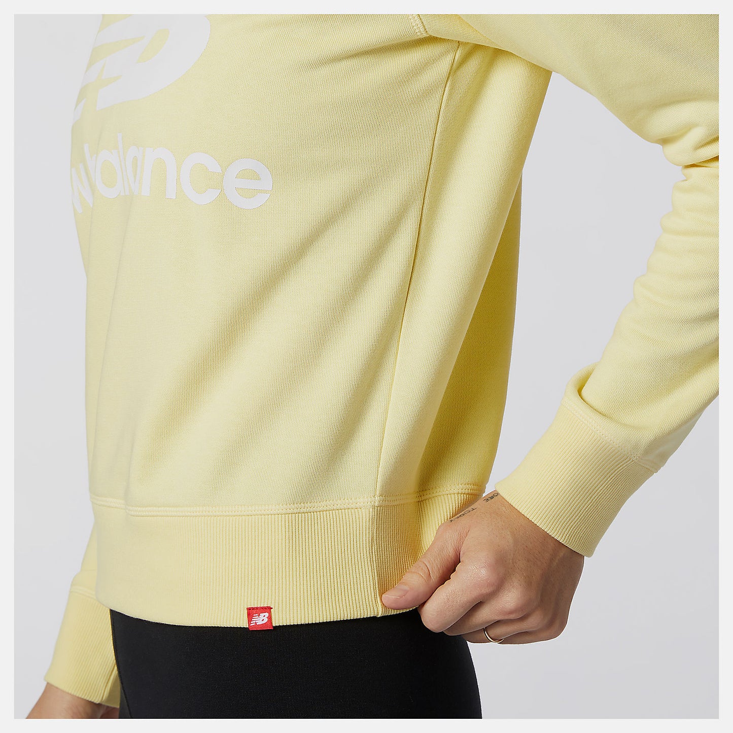New Balance Essentials Crew